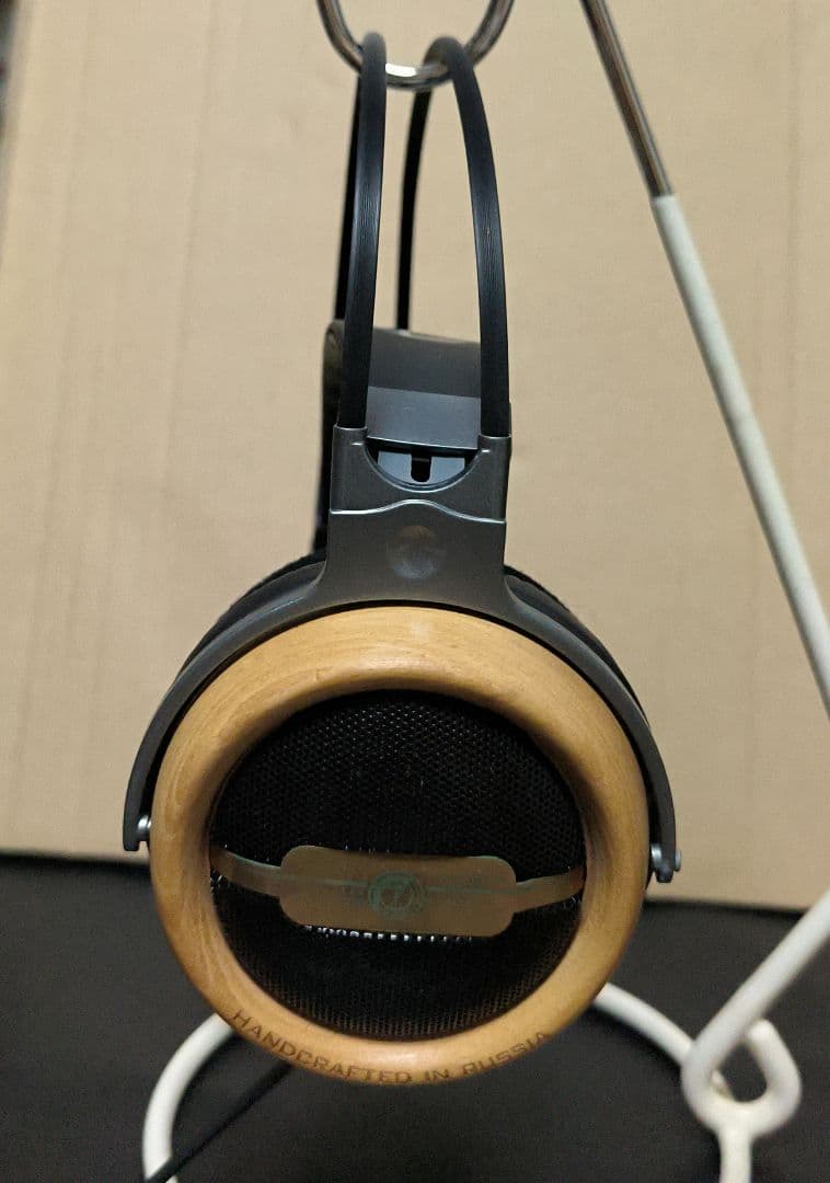 【最終価格】Fisher Audio　ヘッドフォン　FA-011