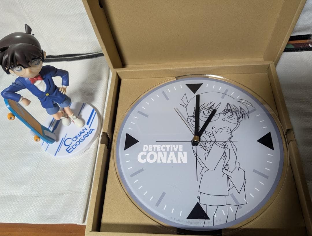 名探偵コナン アクリルクロック 麻酔銃型デザイン 時計 江戸川コナン　フィギュア