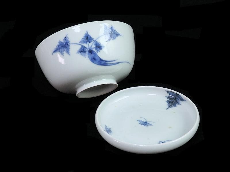 古伊万里　染付　人参に蝶の図　蓋茶碗 江戸期　C452AS-CAy