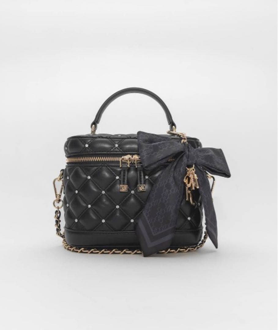 RANDA リボンチャームキルティングバニティバック