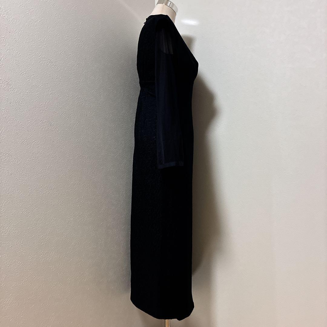 Vラインジャガードドレス / V line jacquard dress