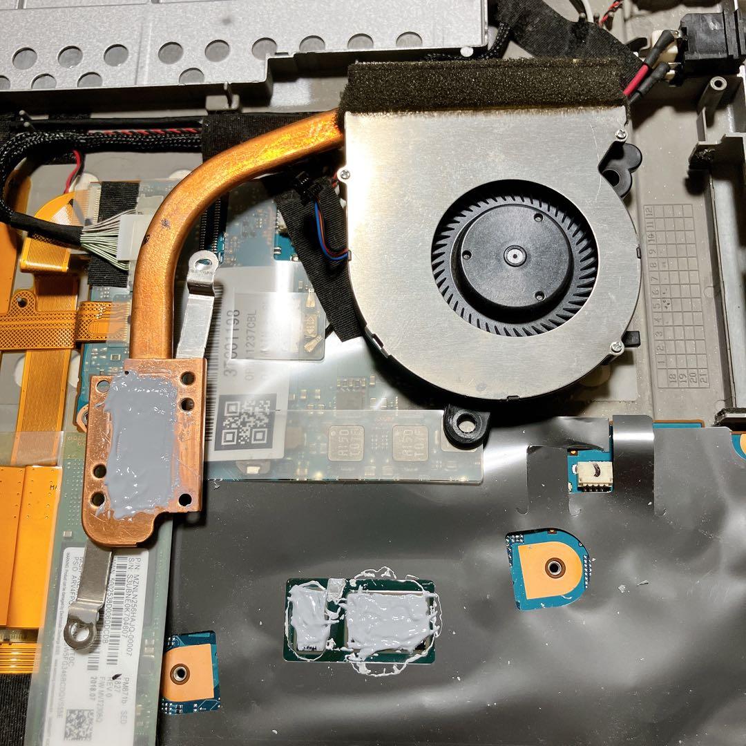 【大人気】Panasonic 14型 ノートPC 第8世代i5 8GB