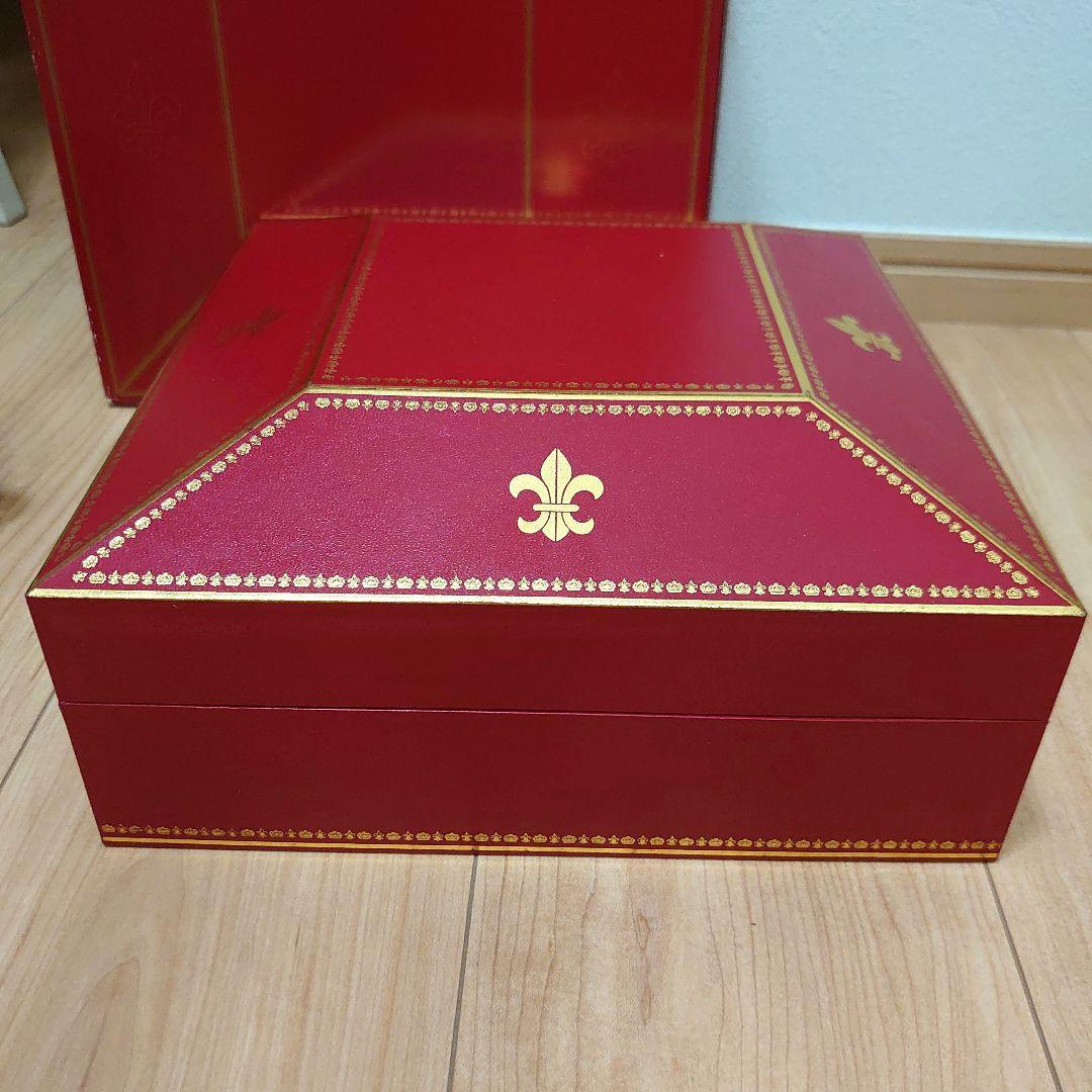 レミーマルタン ルイ13世 金キャップ　替栓付き・四角形箱　未開封・訳有