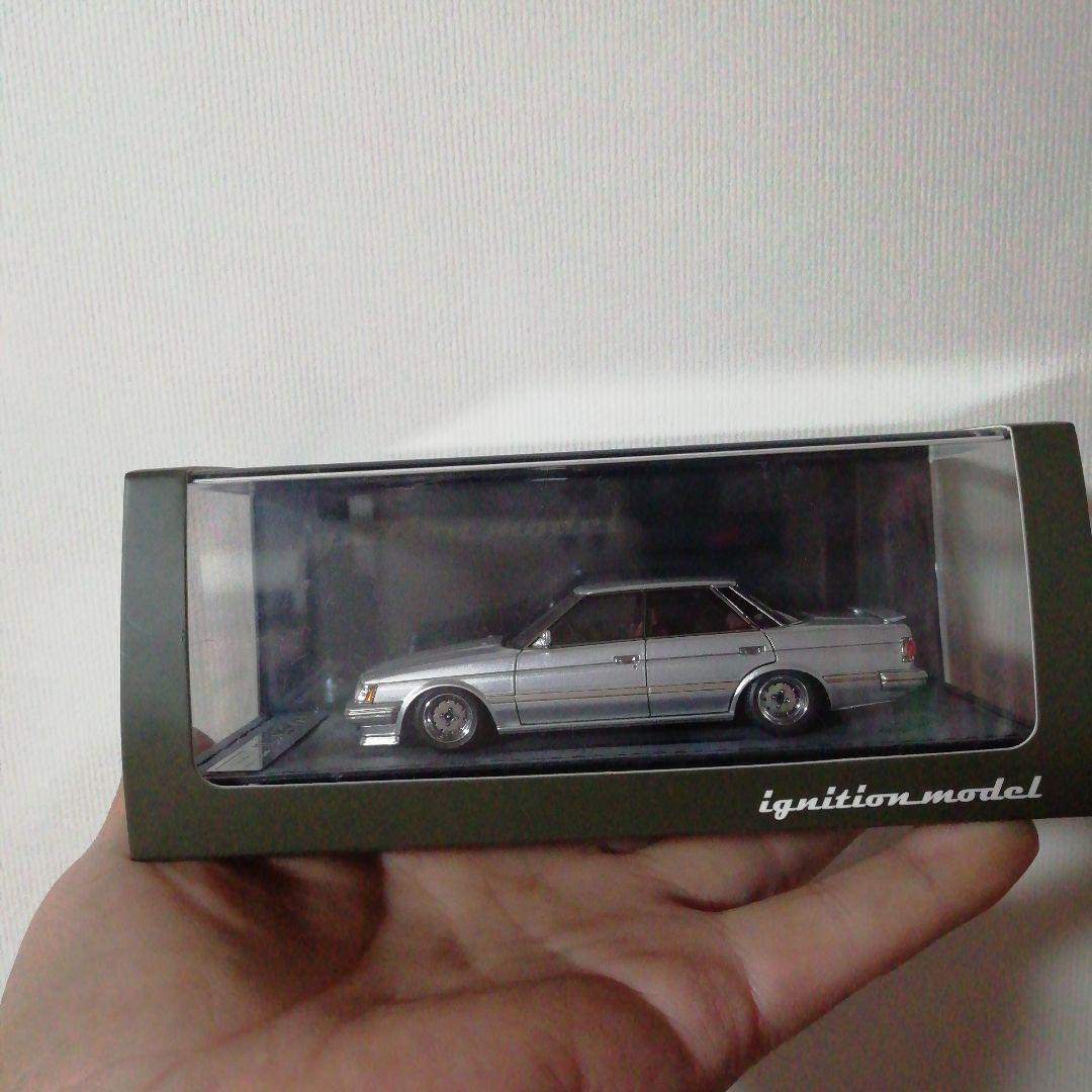 ignition model 71マークⅡシルバー ミニカー 1/43