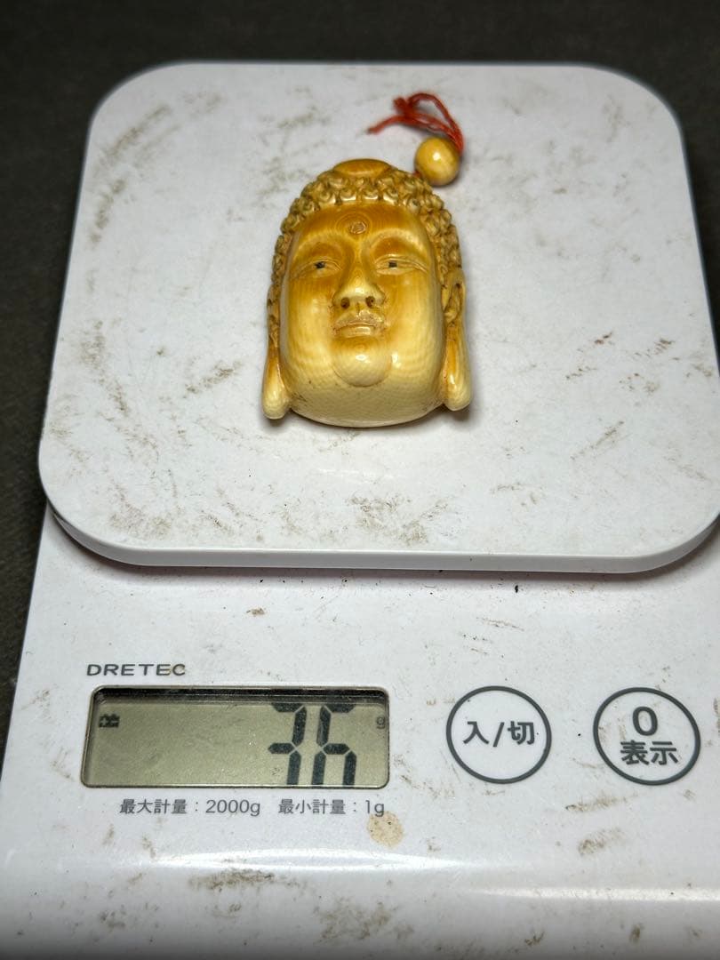 極上　根付　仏像　天然素材　アンティーク　骨董　飾り物　古美術品　置物　細密細工