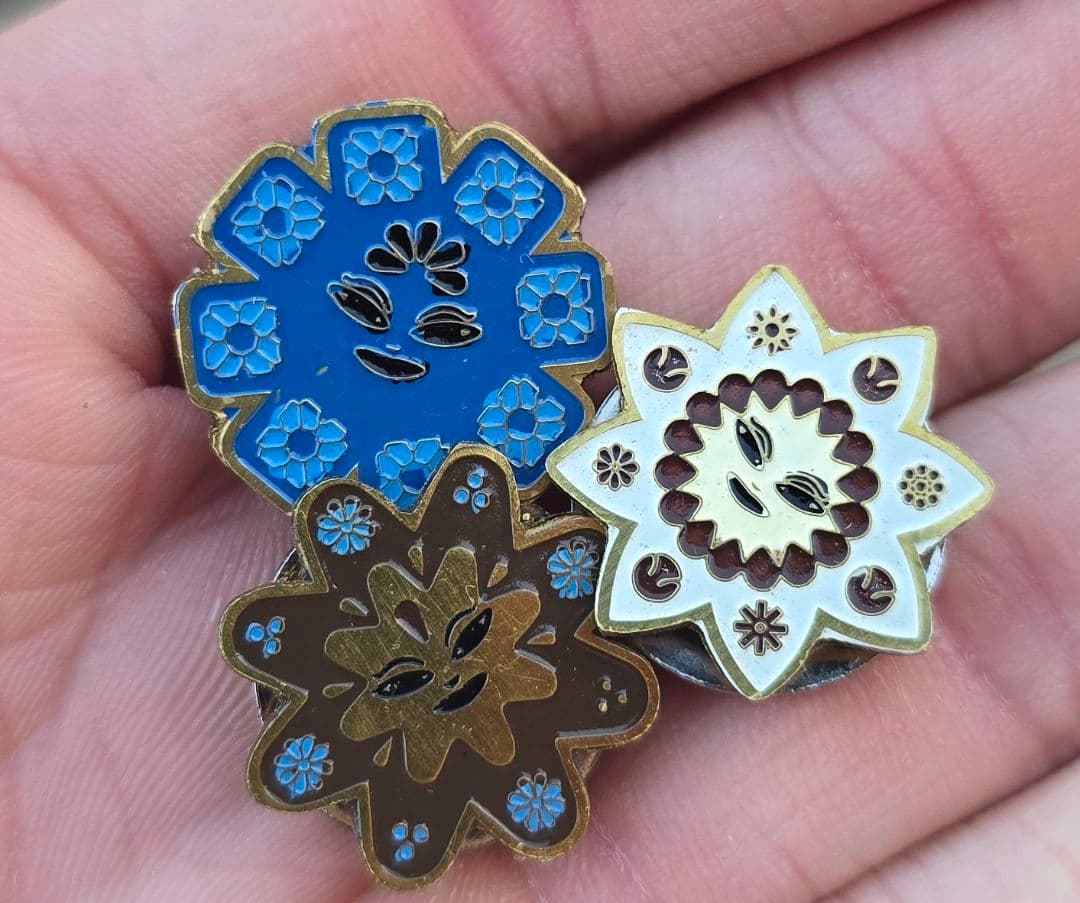 関西万博 インドネシア館 VIP用ピンバッジ 非売品　3セット