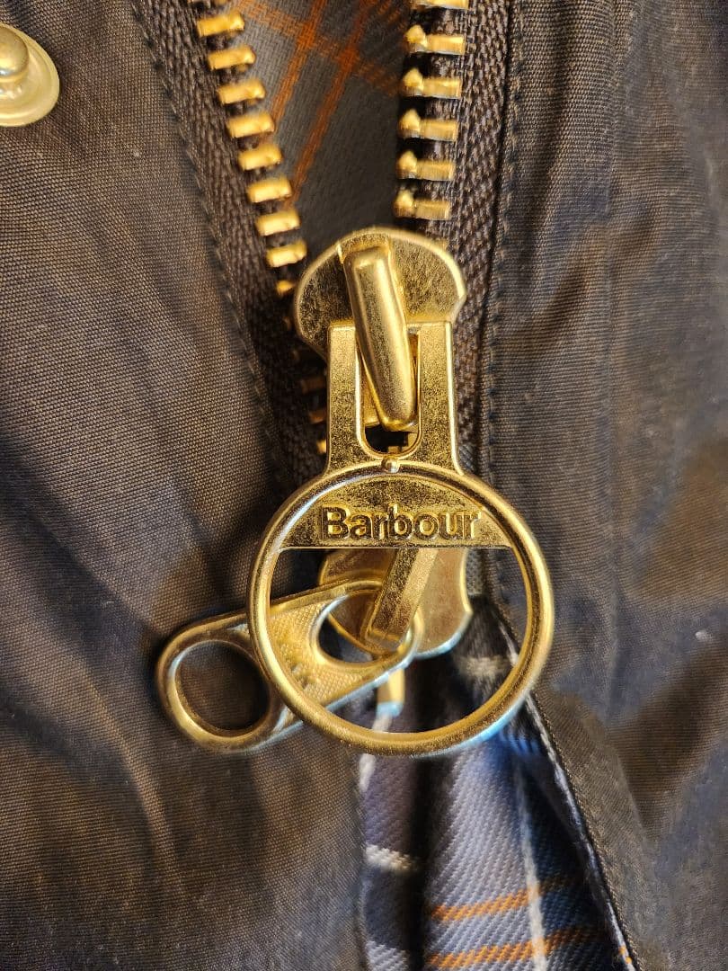 【Barbour/バブアー】