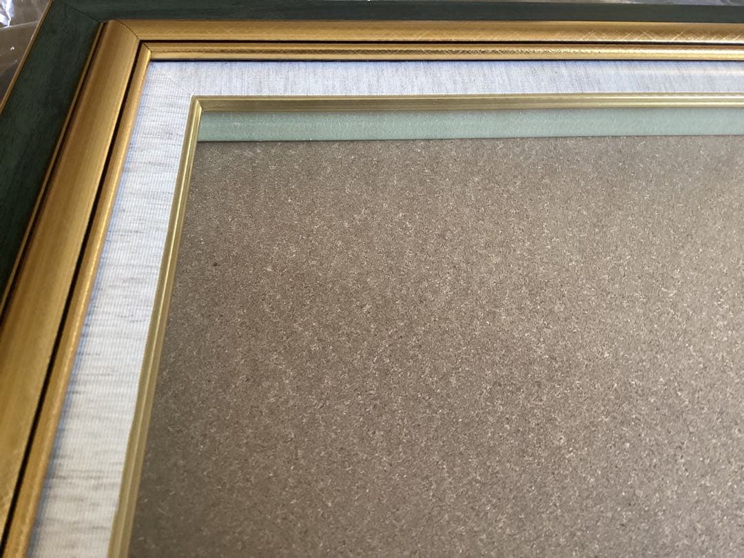 モスグリーンとゴールドの木製油彩額縁　サイズF8 箱付き　日本製　美品