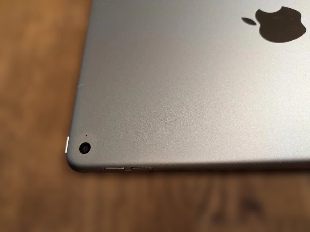 Apple iPad Air 2 10.2インチ スペースグレー 本体