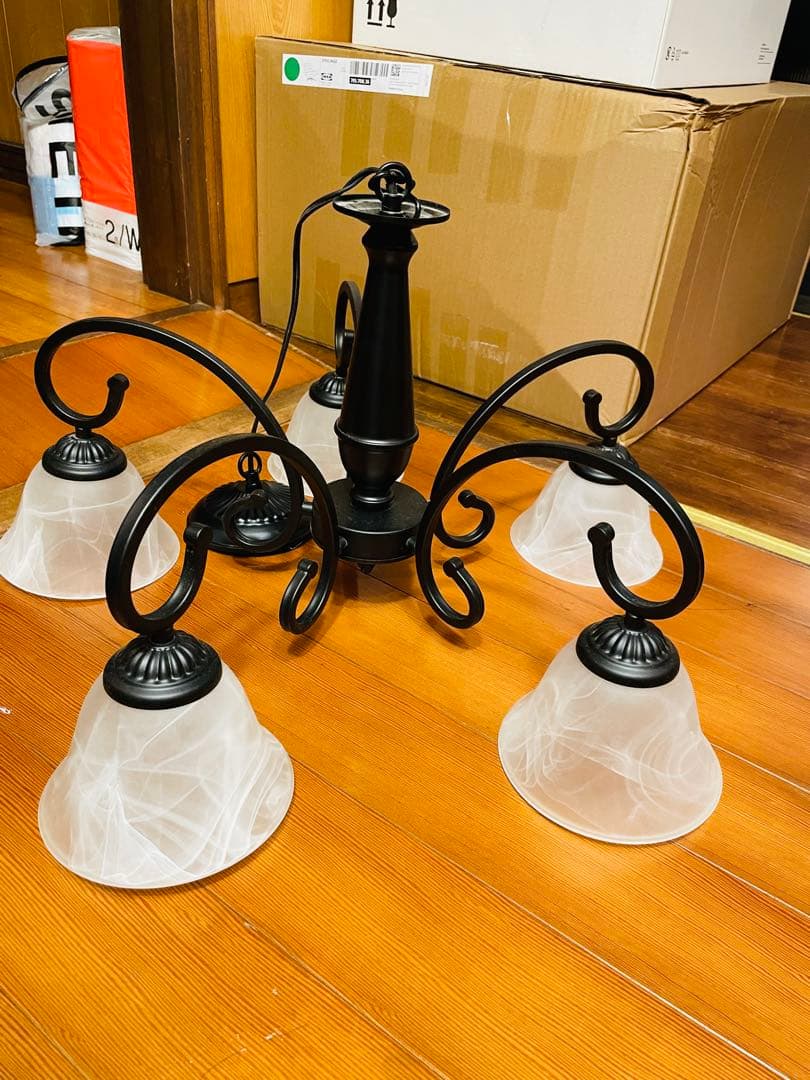 天井照明 シャンデリア 5灯 黒 マットブラック シンプル モダン レトロ