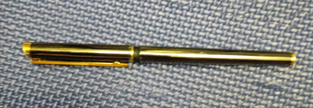 ダンヒル　万年筆　金属軸　ドイツ製　ペン先14金　14K