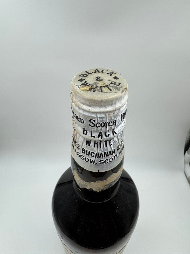 ブラック&ホワイト スコッチウイスキー ティンキャップ 760ml 43%