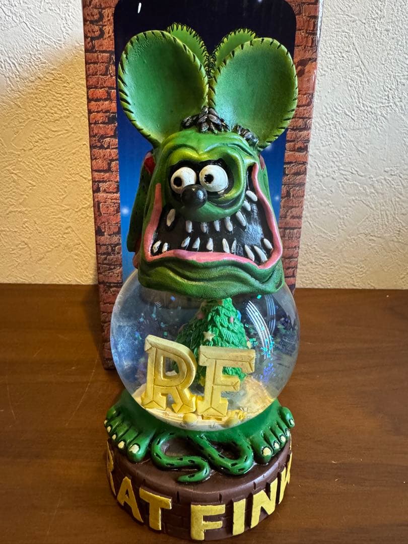 会場限定 ホッドロッドカスタムショー2025 ラットフィンク　スノーグローブ