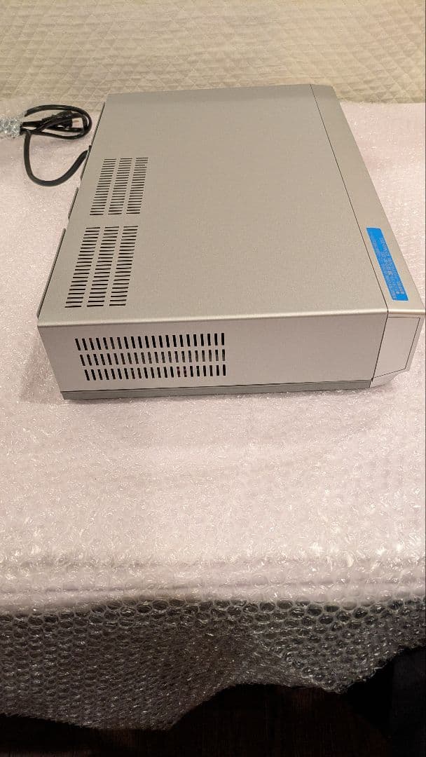 ソニーDVDプレーヤー/VHSビデオカセット一体型レコーダー　SLV-D393P