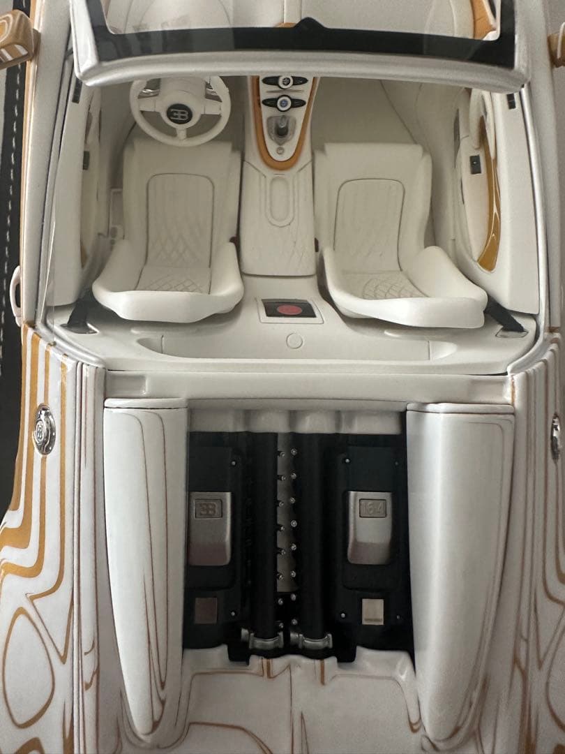 未使用 1/18 ブガッティ ヴェイロン HH モデル ミニカー 限定20台