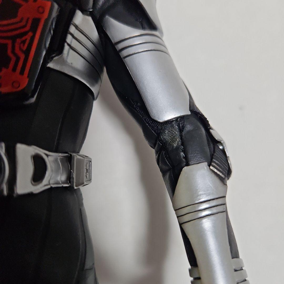 BM　仮面ライダーダークカブト　フィギュア