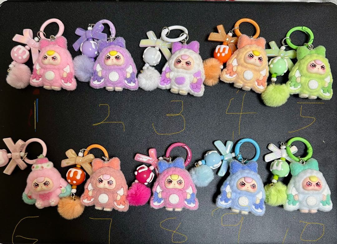 ベビースリー 色、ご参考に！