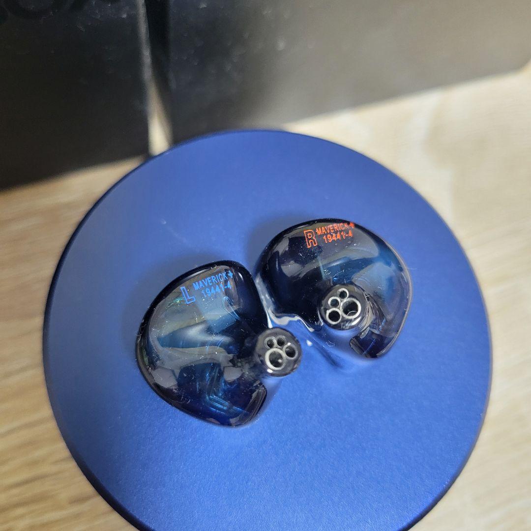 UniqueMelody Maverick+ イヤホン