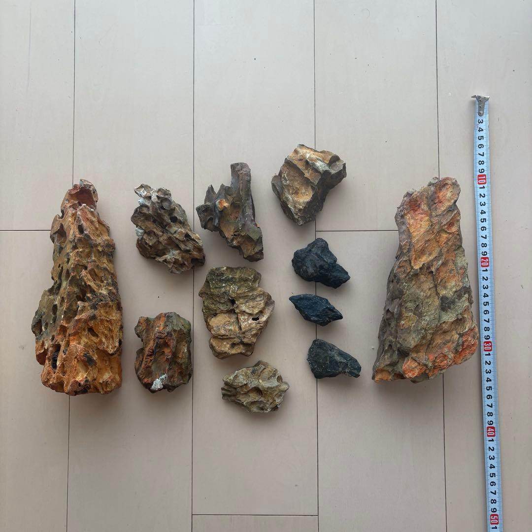 お値下げ☆ 水槽用自然石（気孔石）セット 11個　岩組みレイアウトに☆