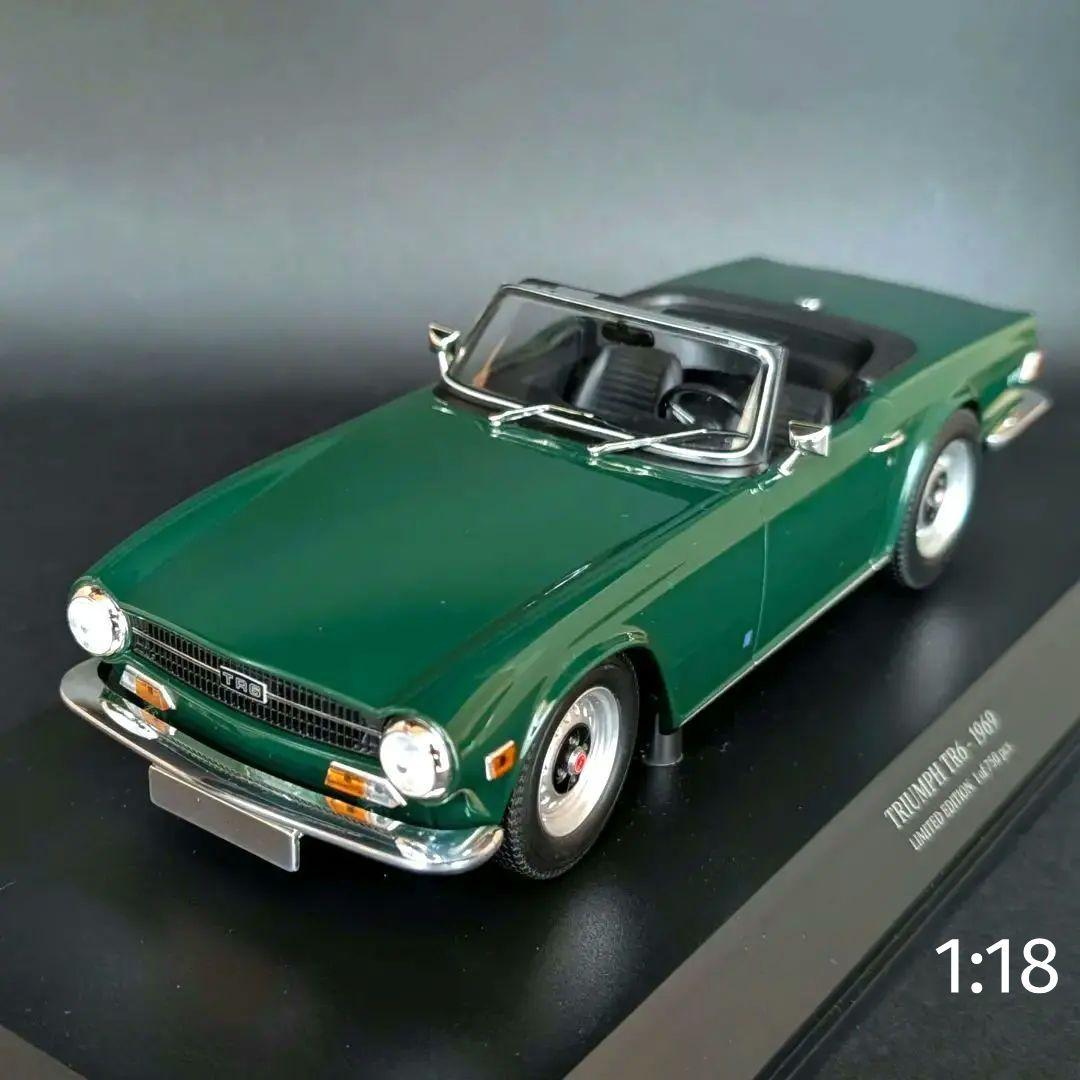 ミニチャンプス 1/18 TRIUMPH TR6 1969 ダークグリーン