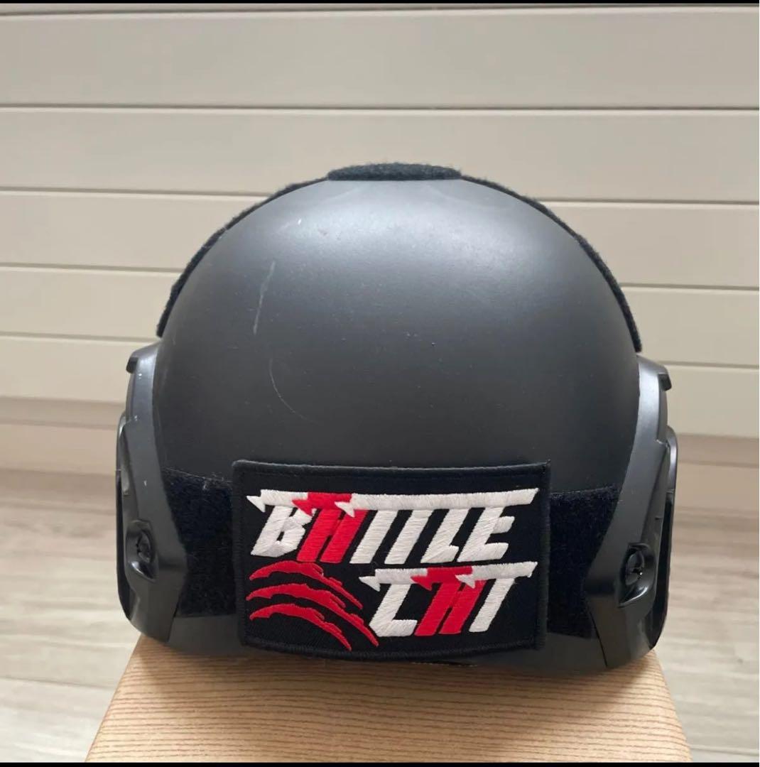 サバゲー特殊部隊セット　黒迷彩服、ベスト、ヘルメット、フェイスガード点、インナー