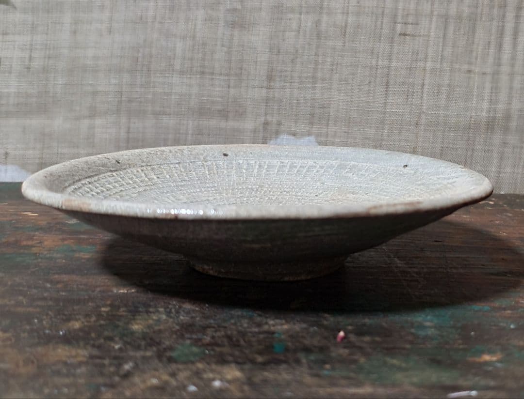 李朝 粉靑沙器印花文平皿