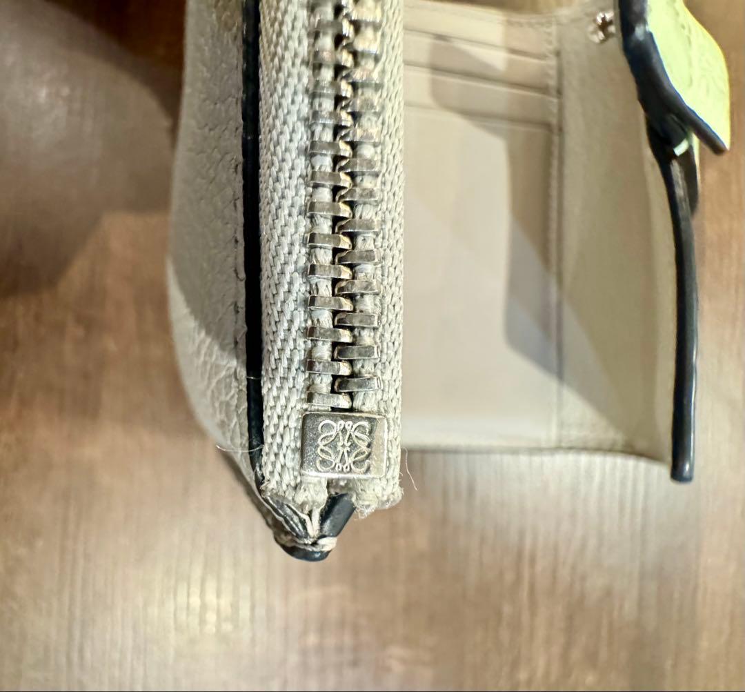 LOEWE 三つ折り財布 バーティカルウォレットスモールペールグリーン