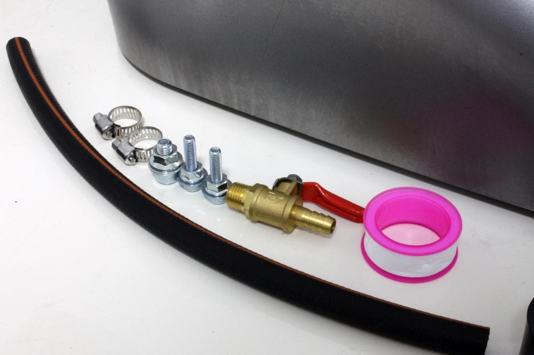 ★-13　新品未使用 ドラッグスター400 スポーツスタータンク　説明書付き