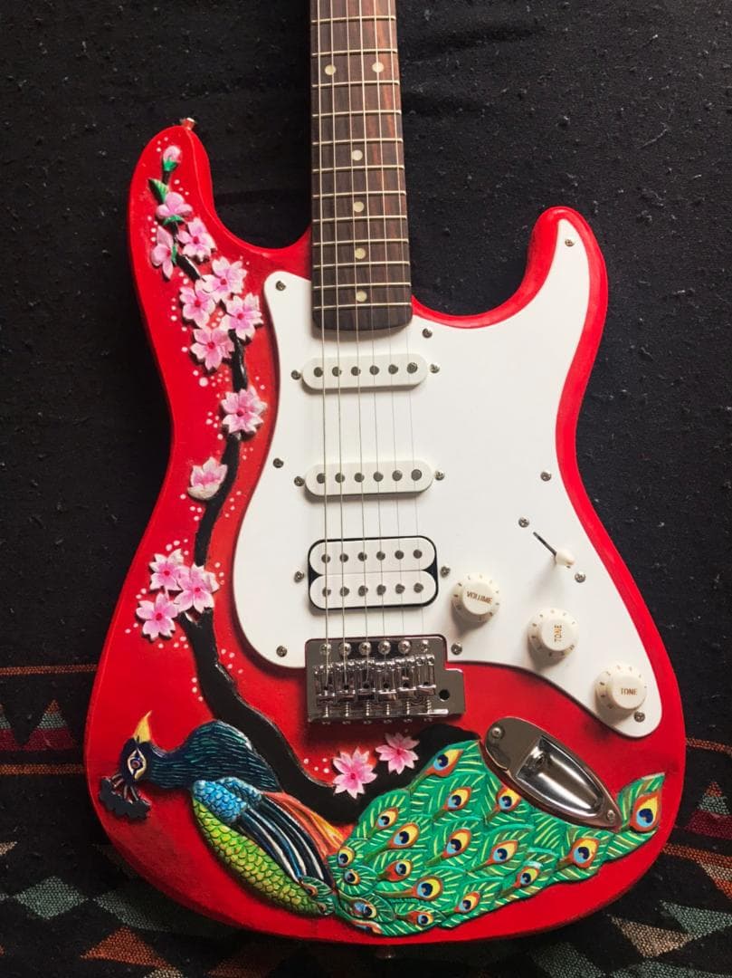 【完売しました】彫刻入りギター　fender squire Affinity