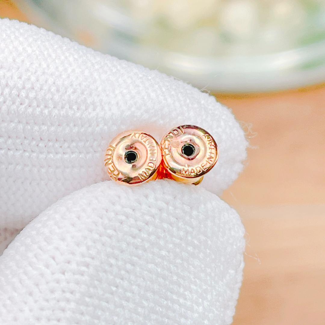 ◇フェンディ◇エフイズフェンディ ラインストーン ピアス ゴールド 1A4220