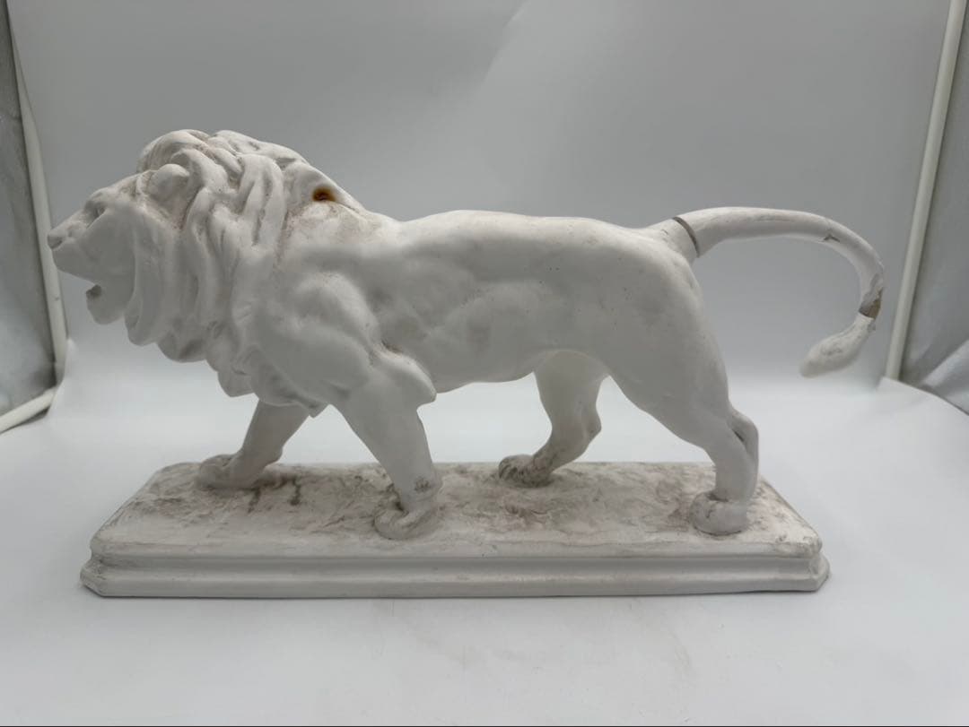 石膏像　ライオン　オブジェ　美術