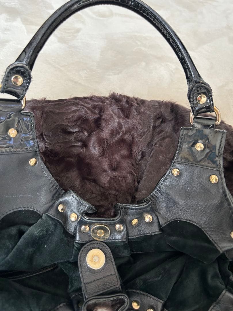 GUCCI ファーバッグ　　保存袋付