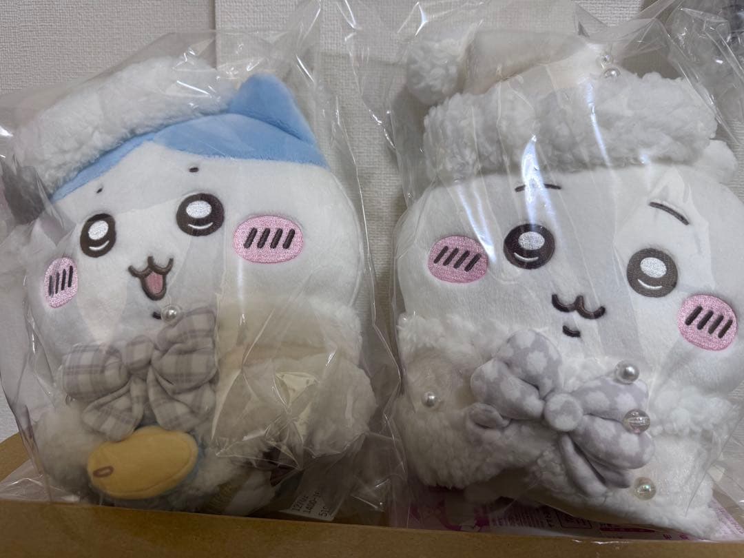 ちいかわ プレゼントフォーユーなぬいぐるみ（ちいかわ、ハチワレ）