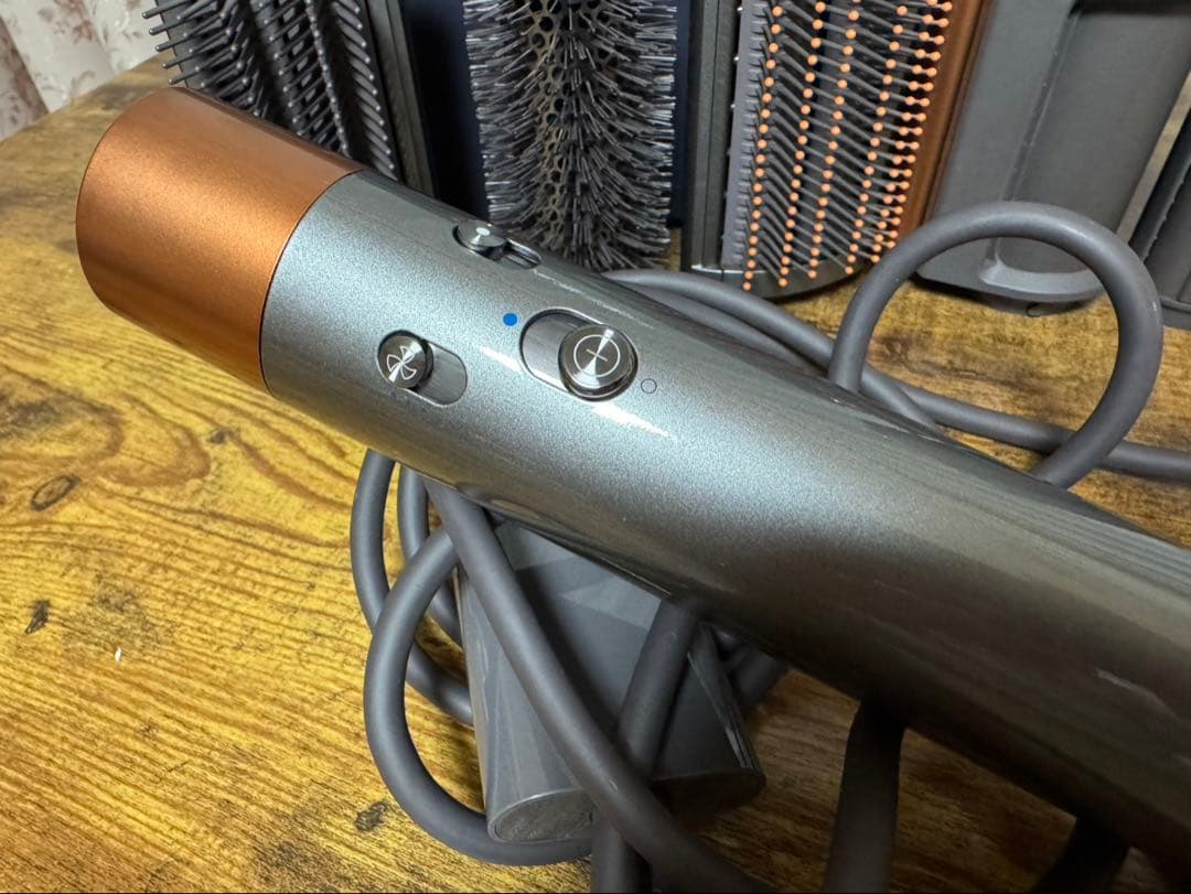 Dyson マルチスタイラー HS05