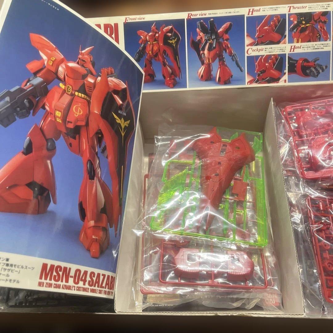 MG ガンプラ　サザビー、リガズィ、ニューガンダム 3点セット