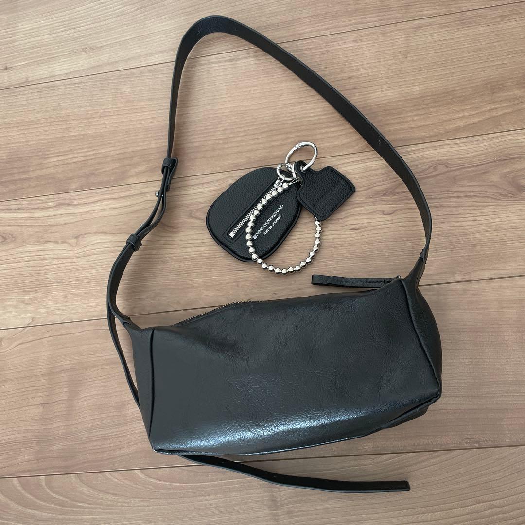 イア　パピヨネ　ear PAPILLONNER 本革　ボックスショルダーバッグ