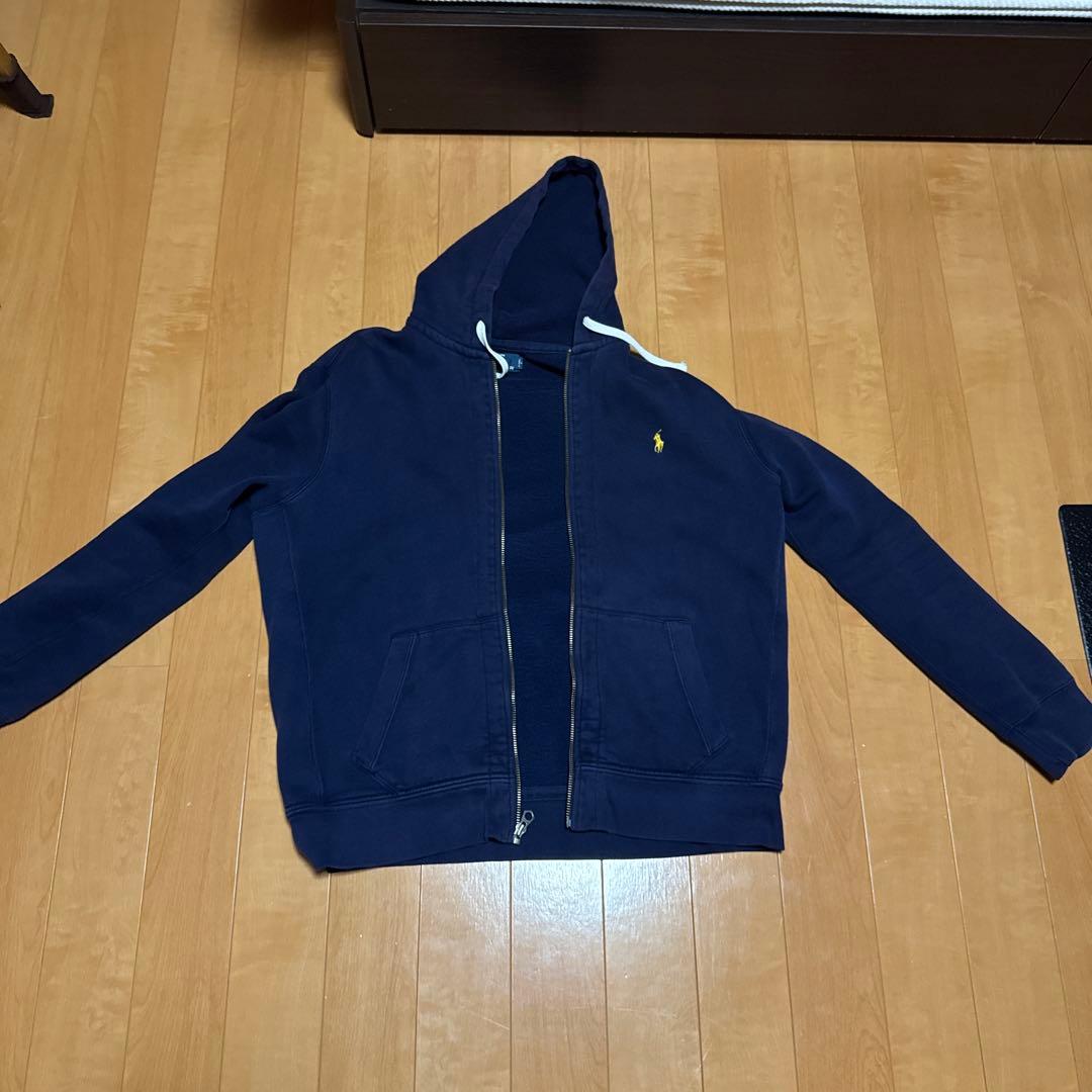 ポロ刺繍入りネイビーパーカー