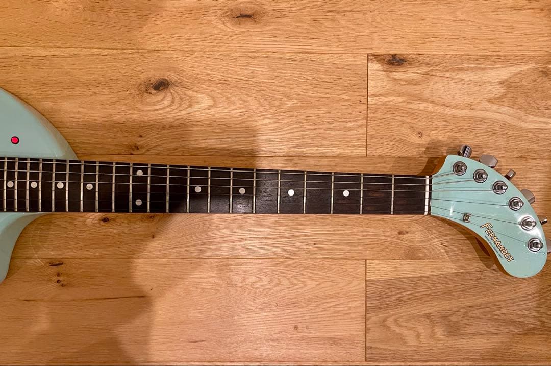 ☆フェルナンデス ZO-3 エレキギター 水色　アンプ内蔵