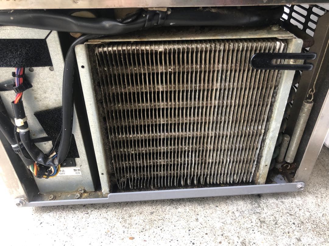 パナソニック　業務用製氷機　SIM-S2500 2015年製