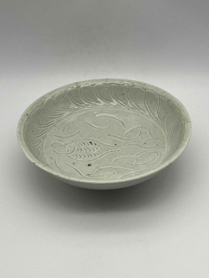 宋時代　青白磁刻花魚藻文盤　茶碗　茶鉢　景徳鎮　影青　唐物(E-46)