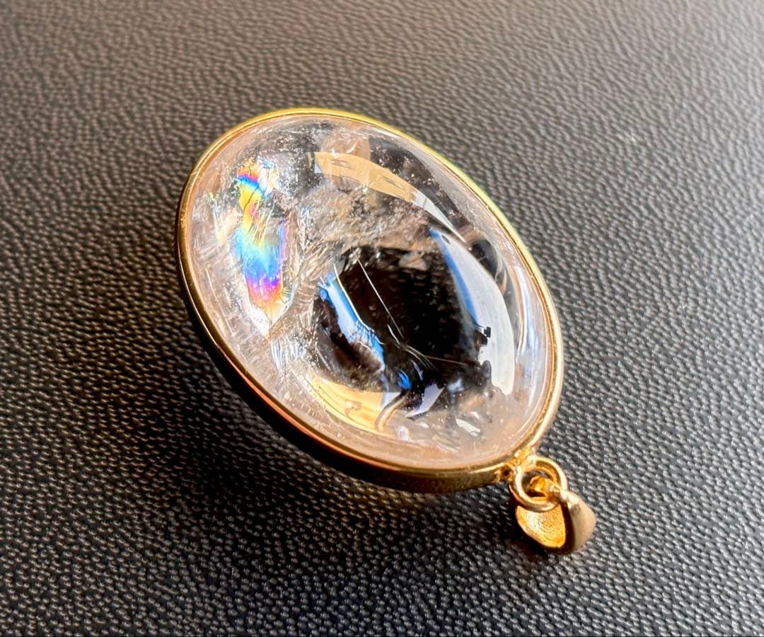 ひろリン　永遠の愛を願う水晶の究極形態　虹のマスターウラルレムリアン