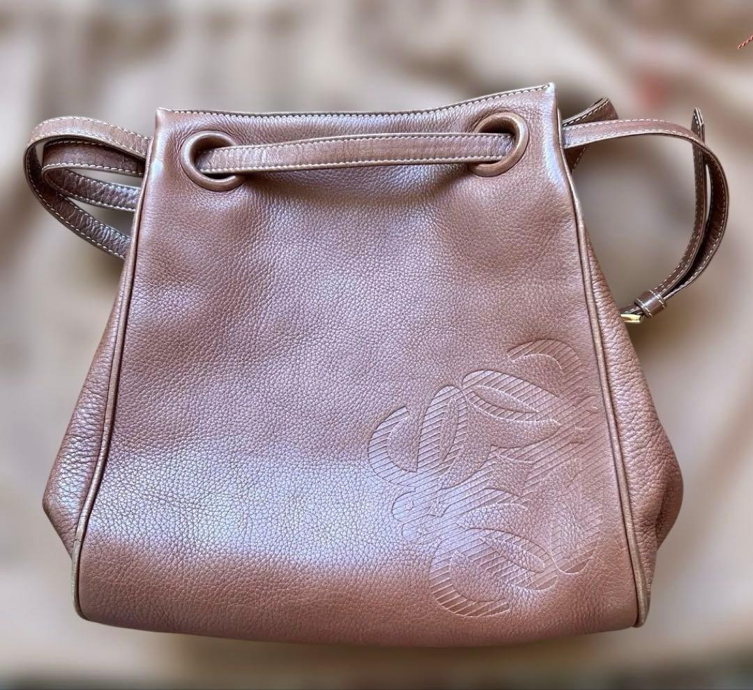 LOEWE アナグラム 2way ショルダーバック 肩掛け 巾着 レザー