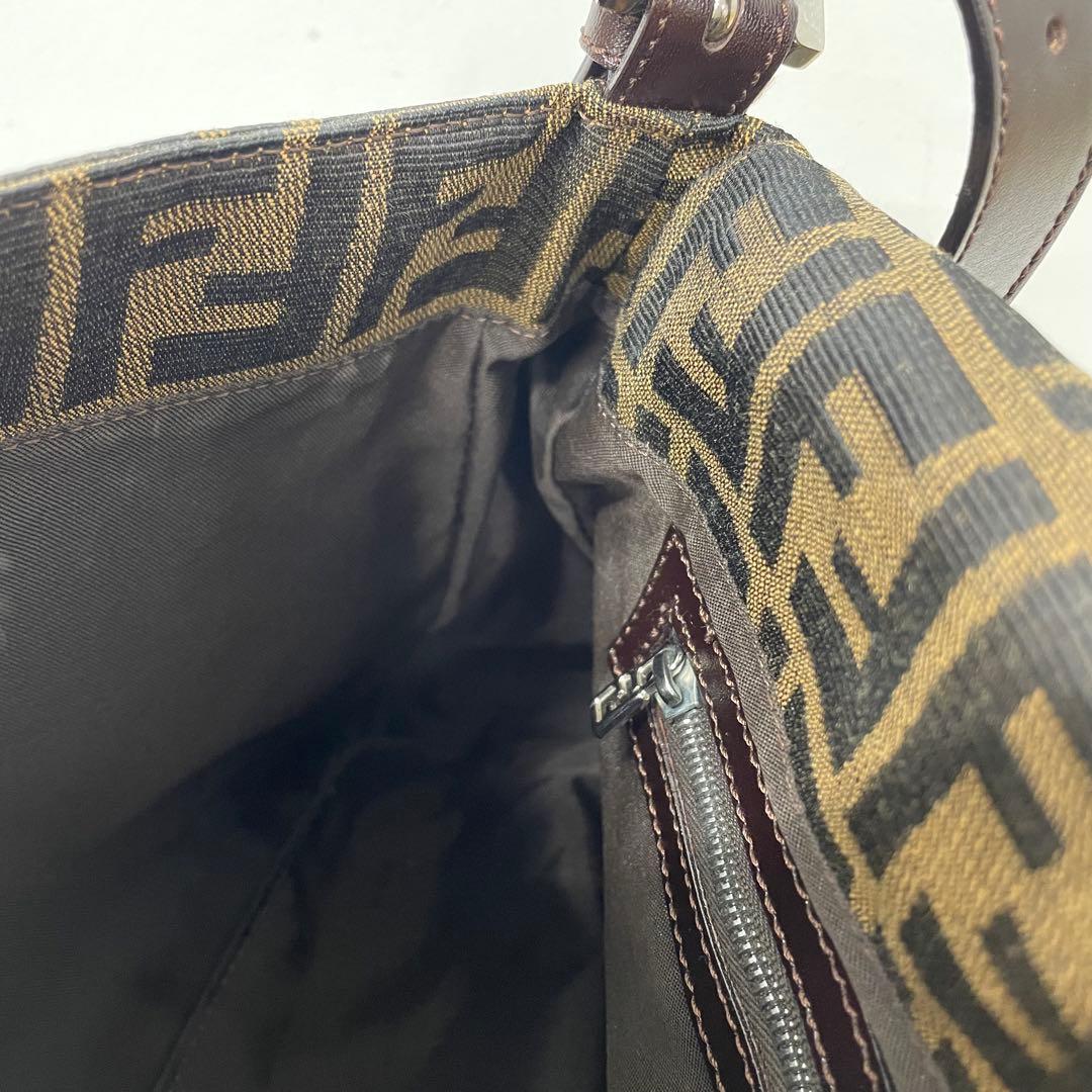 【TK】FENDI フェンディ マンマバケット ワンショルダーバッグ ズッカ柄
