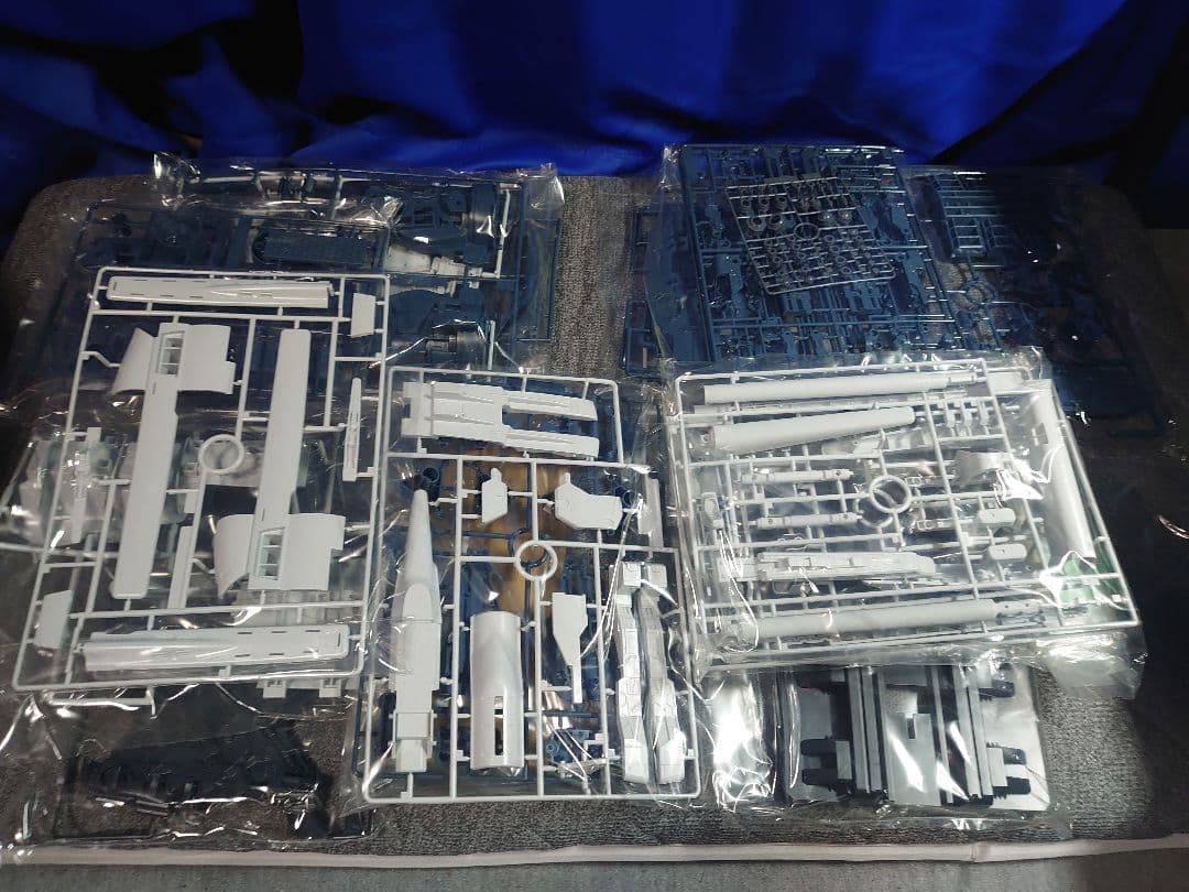 に*ほ様 HG1／144デンドロビウム