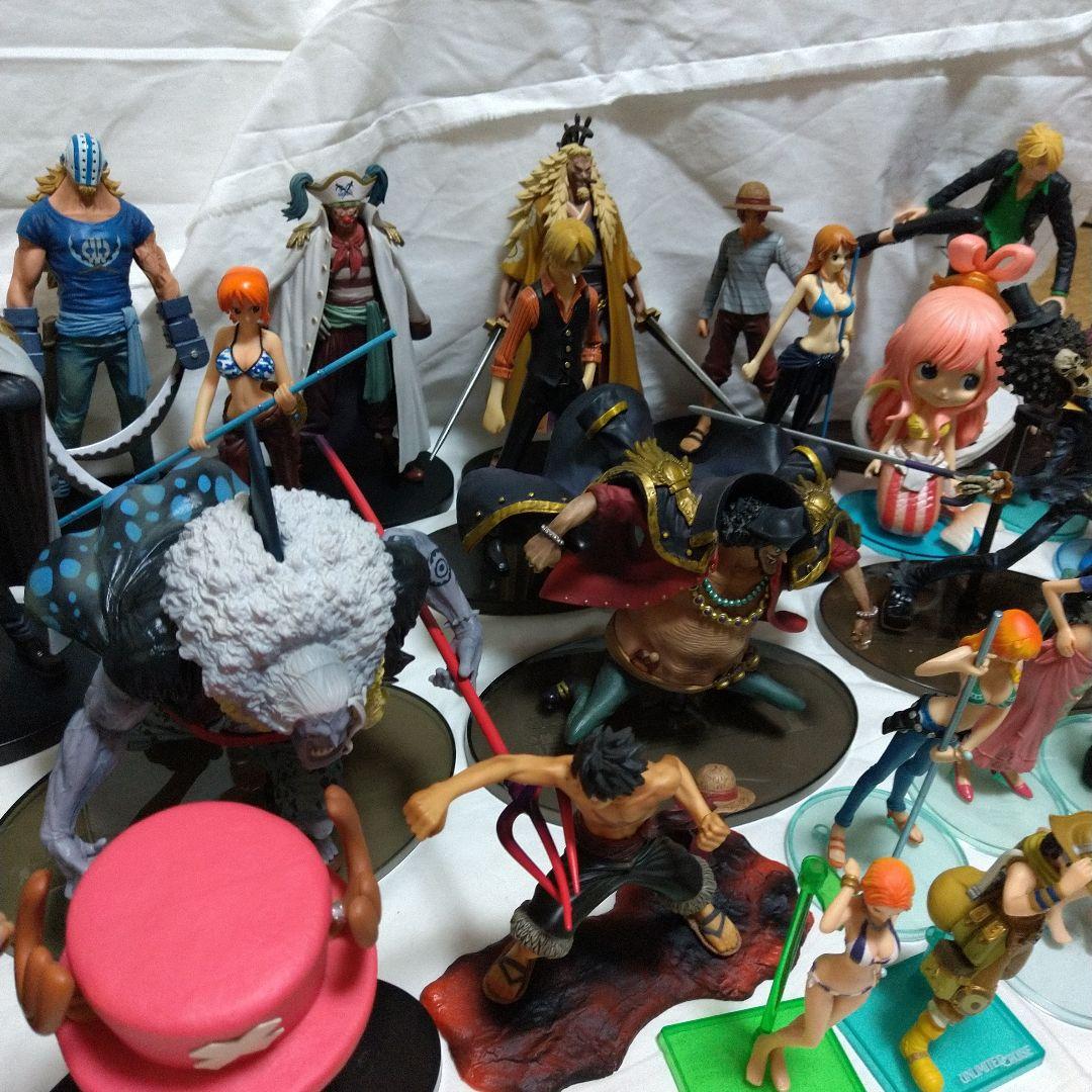 ワンピースフィギュアまとめ売り造形王、DXFなど計36体