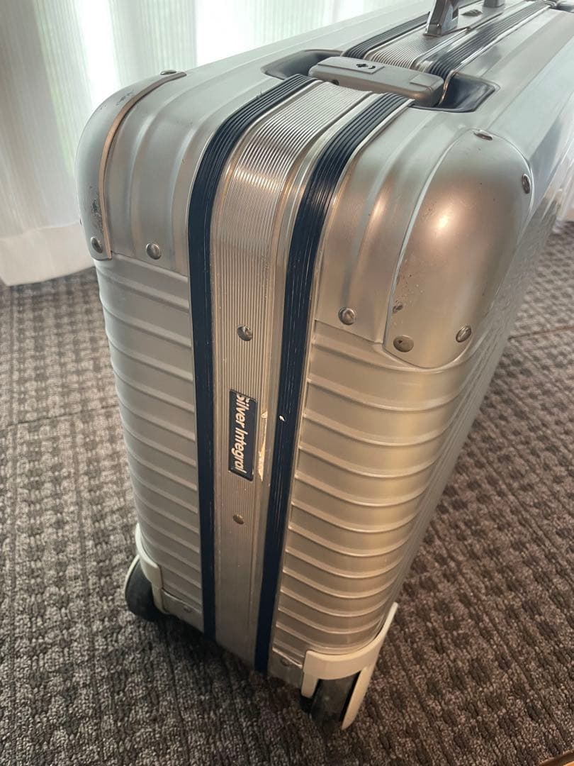 RIMOWA キャリーケース　サイドハンドル　希少　鍵付き