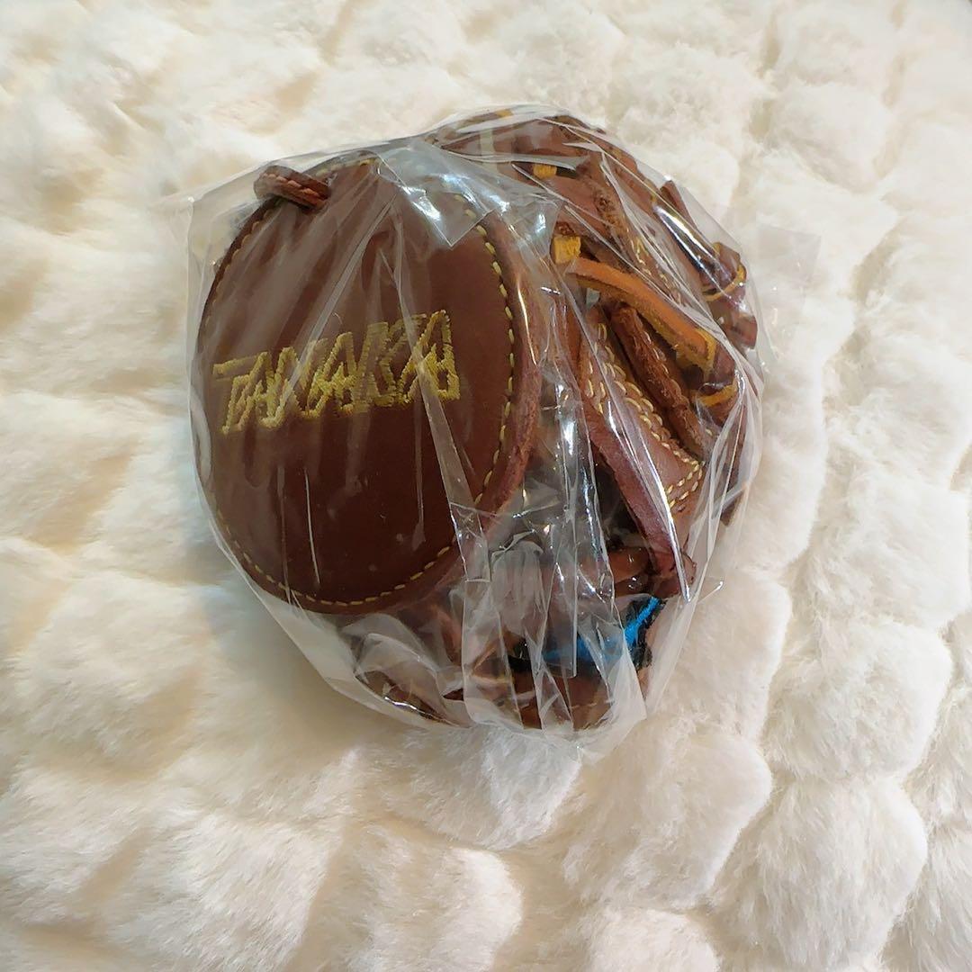 田中将大 日米通算200勝達成記念ミニチュアグラブ CLUB GIANTS