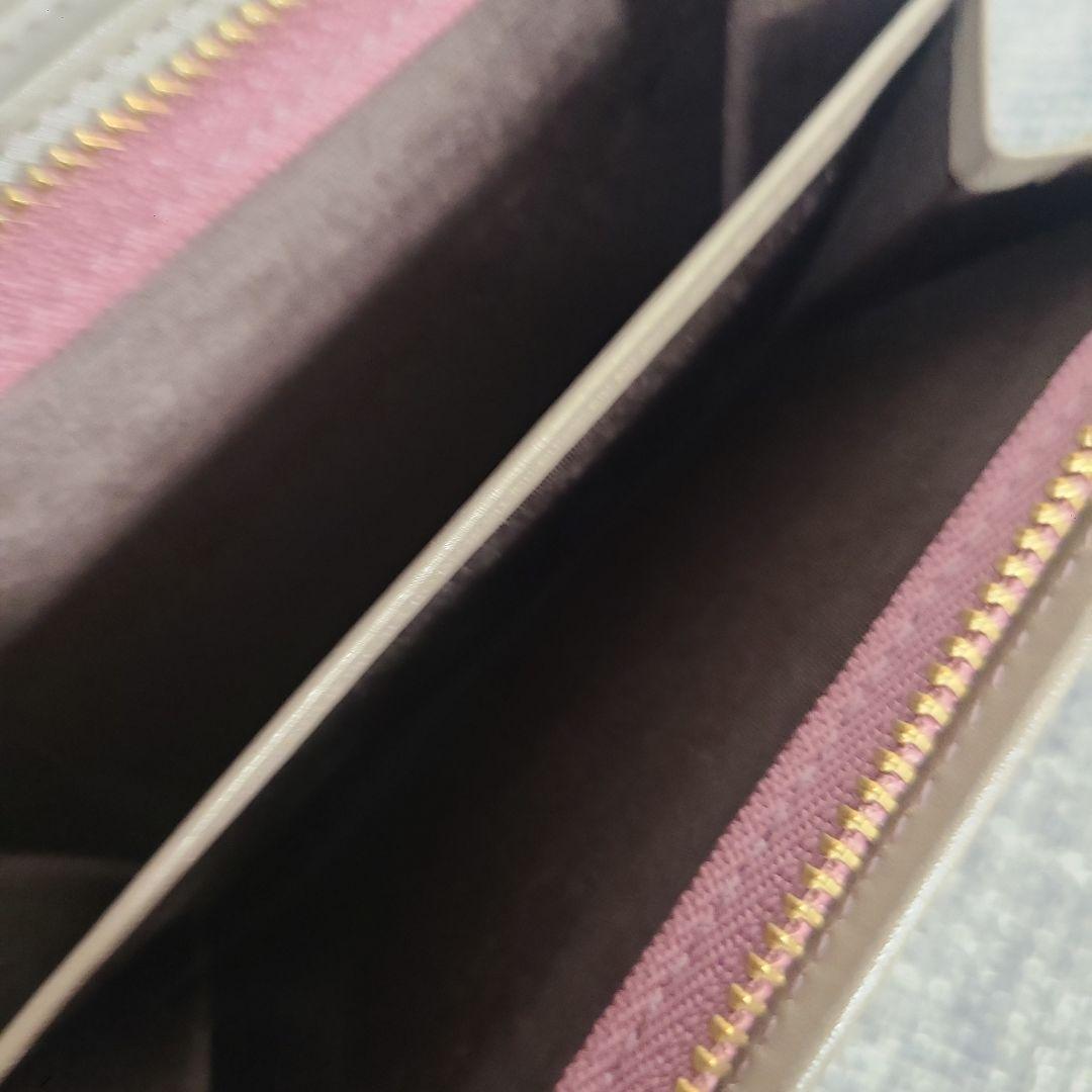 russet ラシット　フローラル 二つ折り財布