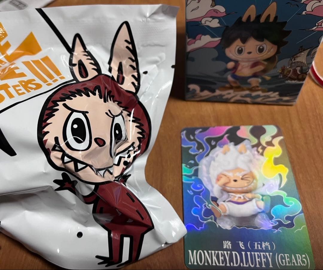 POP MART ✖️ONE PIECE ラブブ　モンキーDルフィ　シークレット