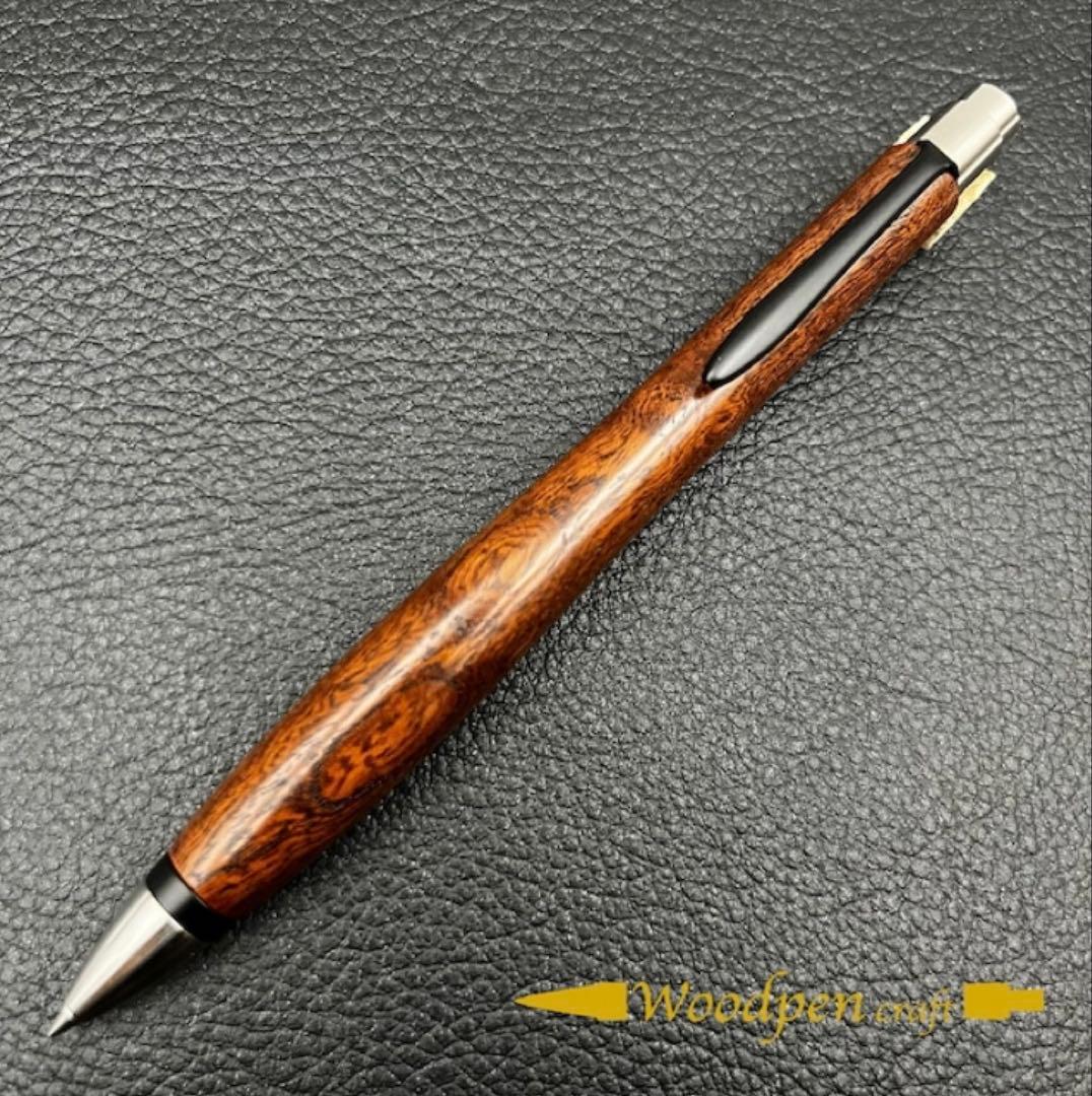 【新品未使用】woodpencraft 木軸ペン ボールペン 摺り国産透漆 欅